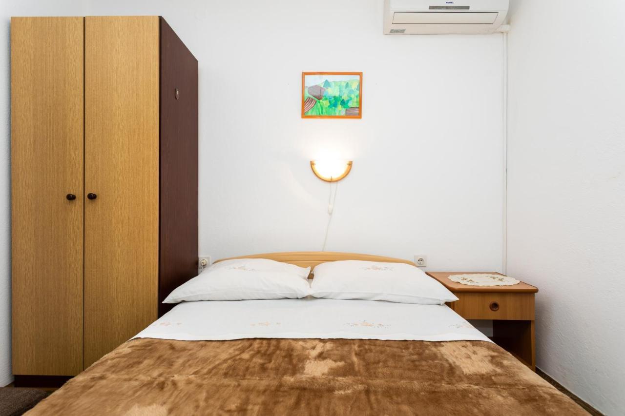 Rooms & Studio Apartment Mira Baška Zewnętrze zdjęcie