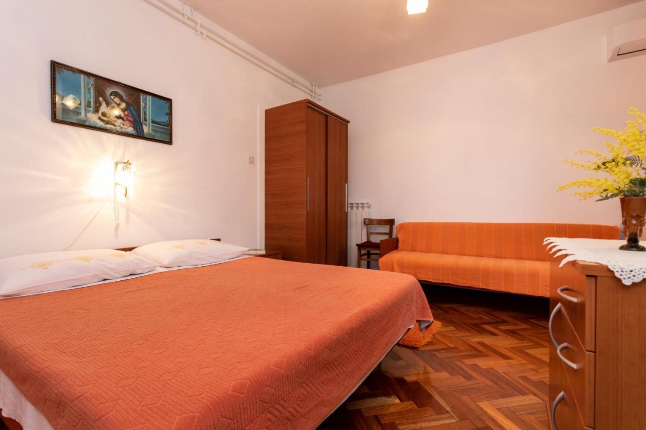 Rooms & Studio Apartment Mira Baška Zewnętrze zdjęcie