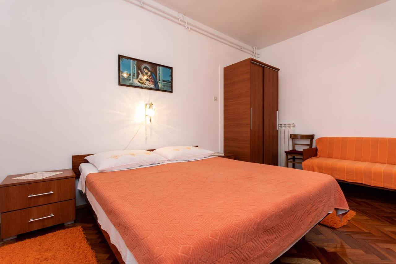 Rooms & Studio Apartment Mira Baška Zewnętrze zdjęcie